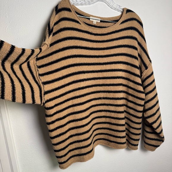 Promesa‎ Black and Tan Striped Cozy and Soft Womens  Sweater Size Medium M - Picture 3 of 7